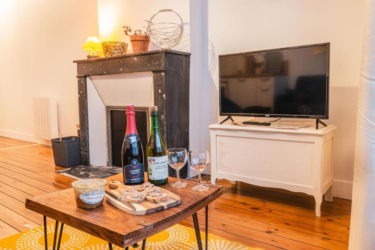 L'Etablissement Toimoinou, Hyper-Centre, Vue Marche, Proche Mer 150M, Lits Faits A Votre Arrivee, Serviettes De Toilette, Menage, Inclu, Netflix, Accueil En Personne 迪耶普 外观 照片